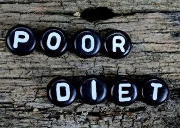 Poor Diet, 7 Health Risks Caused By a Poor Diet